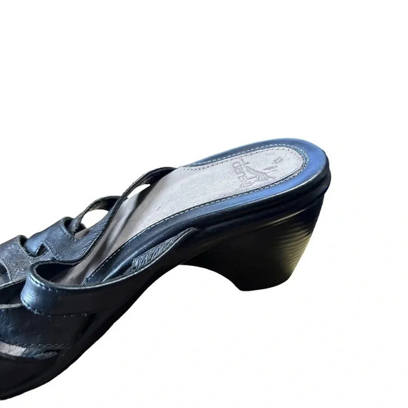 Dansko Slip on Strappy Sandals Size 39 black leather - Picture 6 of 12